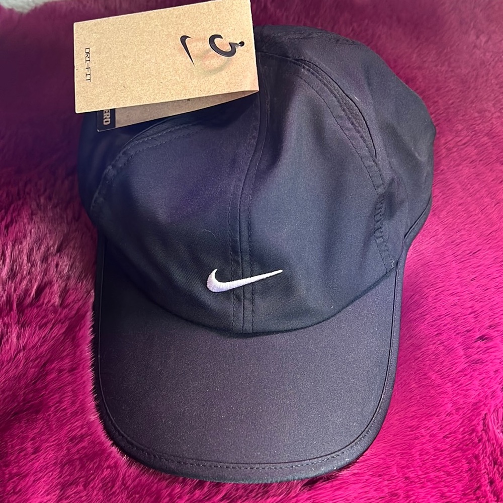 Nike drifit hat 🖤